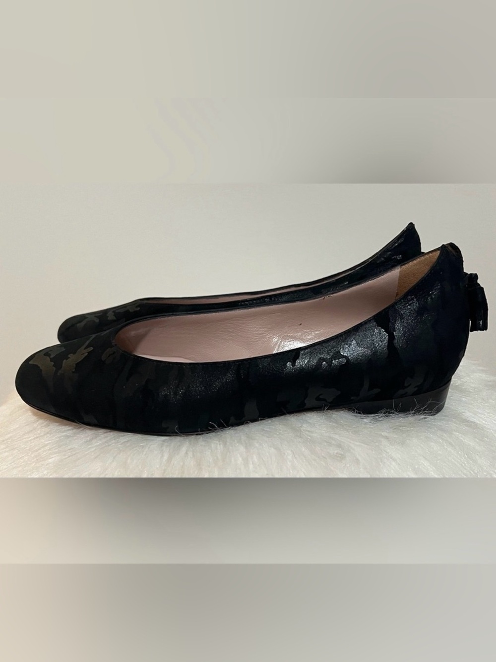Robertson Madison Black Suede Leather Flat Shoes Size 8